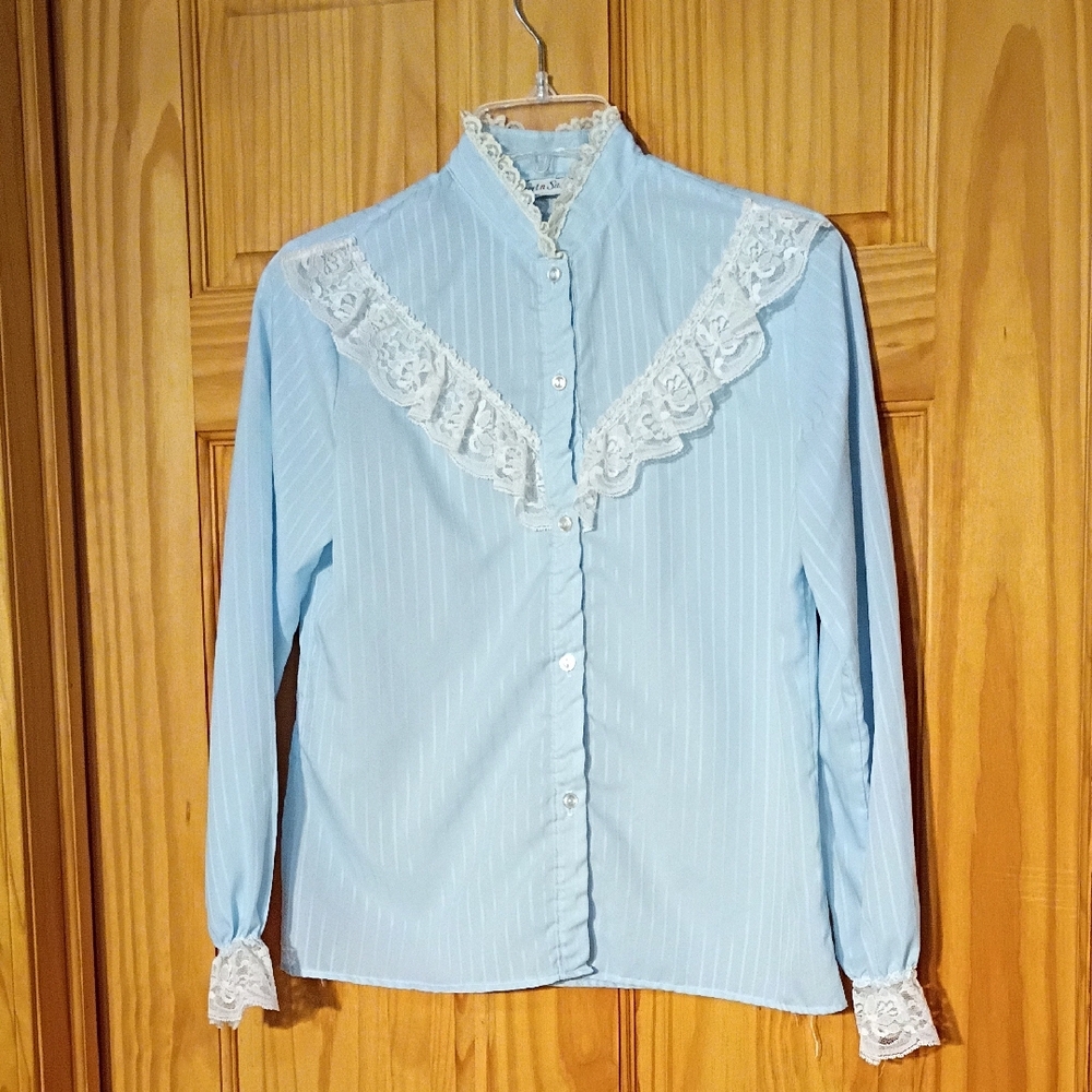 Vintage Sky Blue Blouse with White Lace Accents